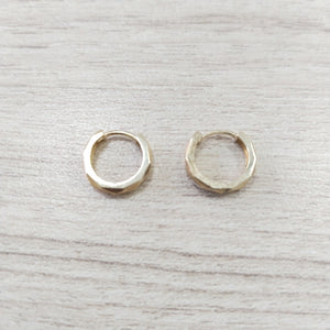 HUGGIES ORO 14K 1.4 (NUEVO)