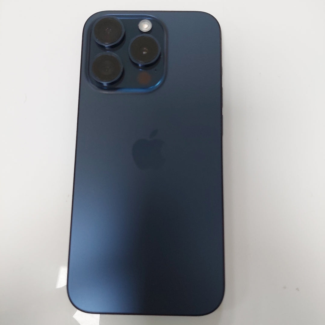 CELULAR APPLE IPHONE 15 PRO A3101 256 GB 8 GB RAM (SEMINUEVO)