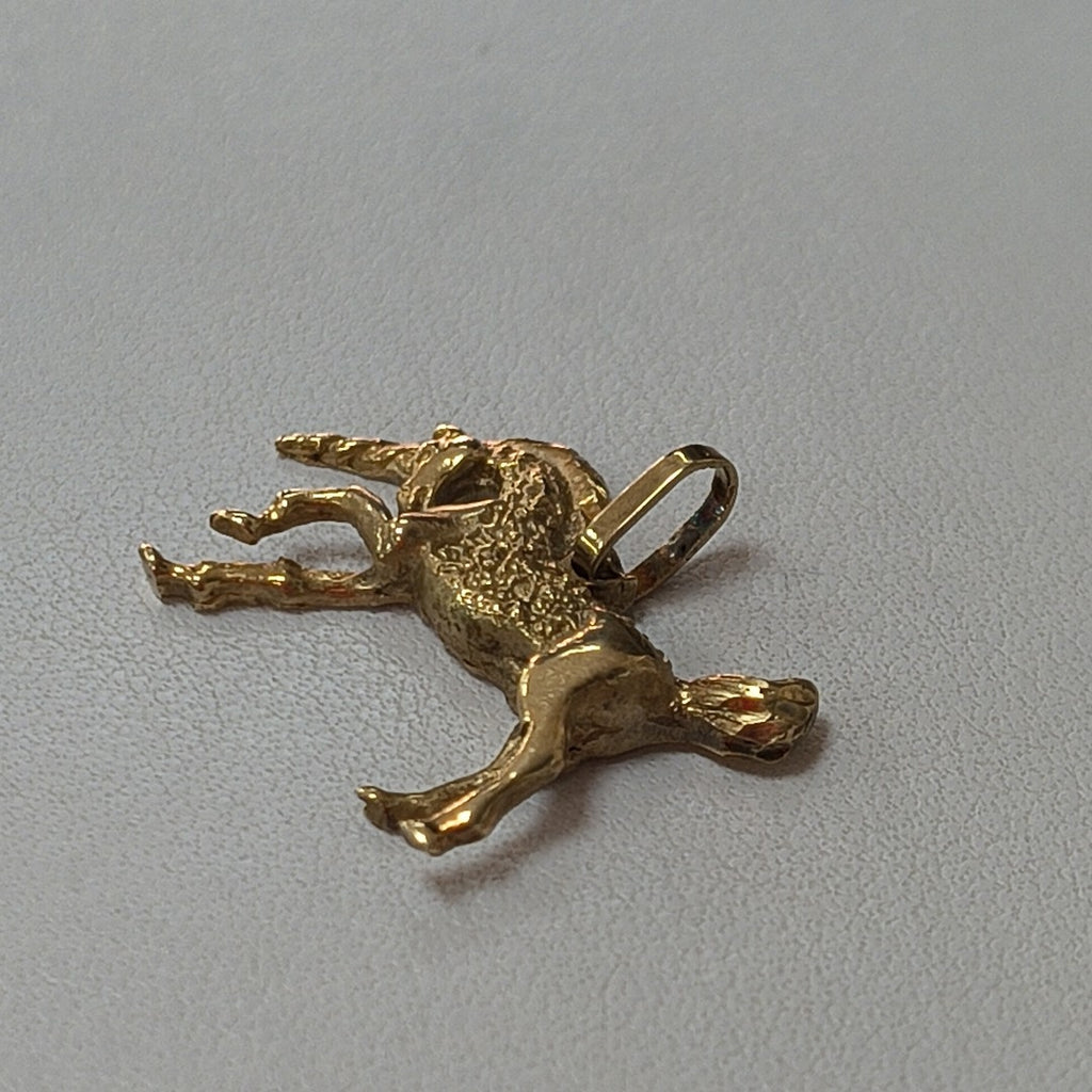 DIJE ORO 8 K 4 GRMS (SEMINUEVO)