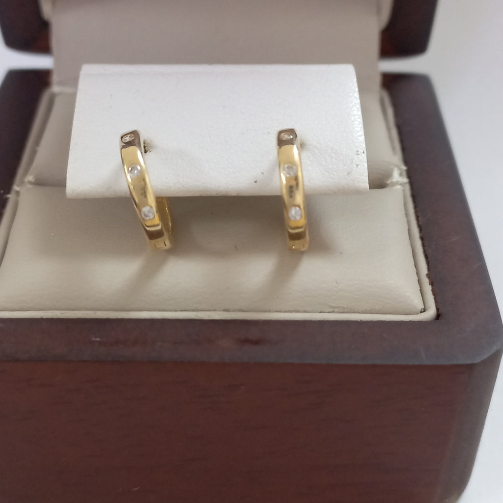HUGGIES ORO 14K 1.4 (NUEVO)