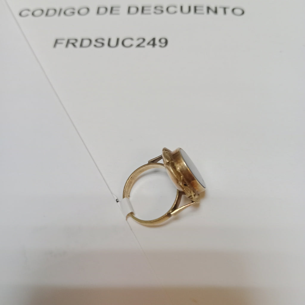 K1 5,00 GRMS 8 K ESPECIFICACIONES COMPLEMENTARIAS ANILLO CON PIEDRA NEGRA (SEMINUEVO)