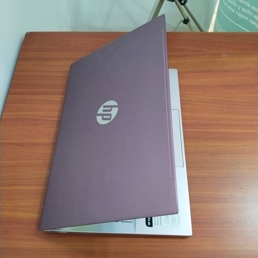 LAPTOP HP PAVILION 14-DV0501LA (2022) 256 GB SSD 8 GB RAM (SEMINUEVO)