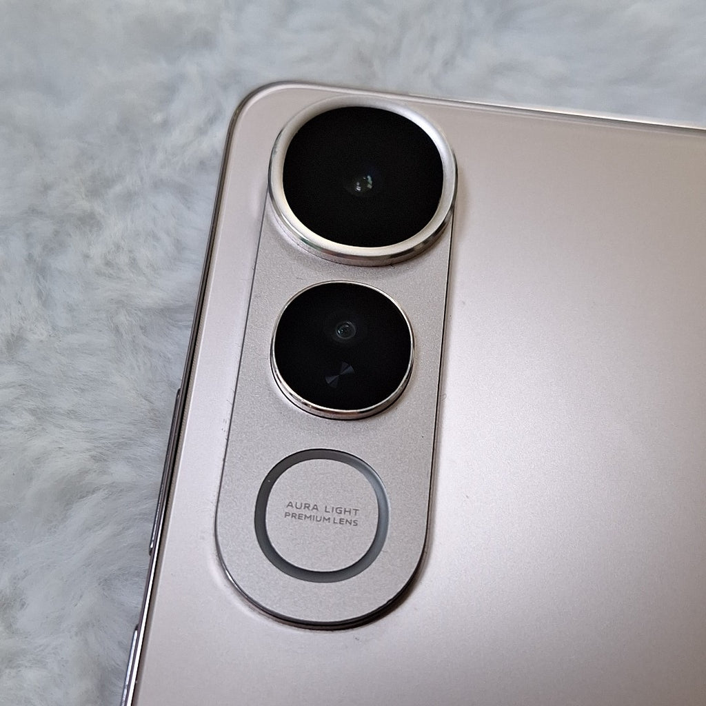 CELULAR VIVO V50 LITE 5G V2440 (2025) 256 GB 12 GB RAM (SEMINUEVO)