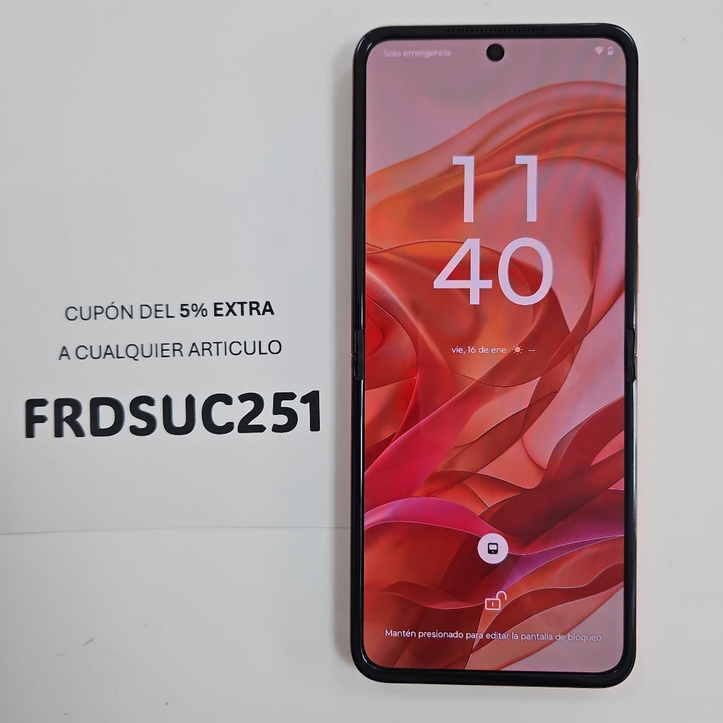 CELULAR MOTOROLA RAZR 50 5G XT2453-1 512 GB 12 GB RAM (SEMINUEVO)