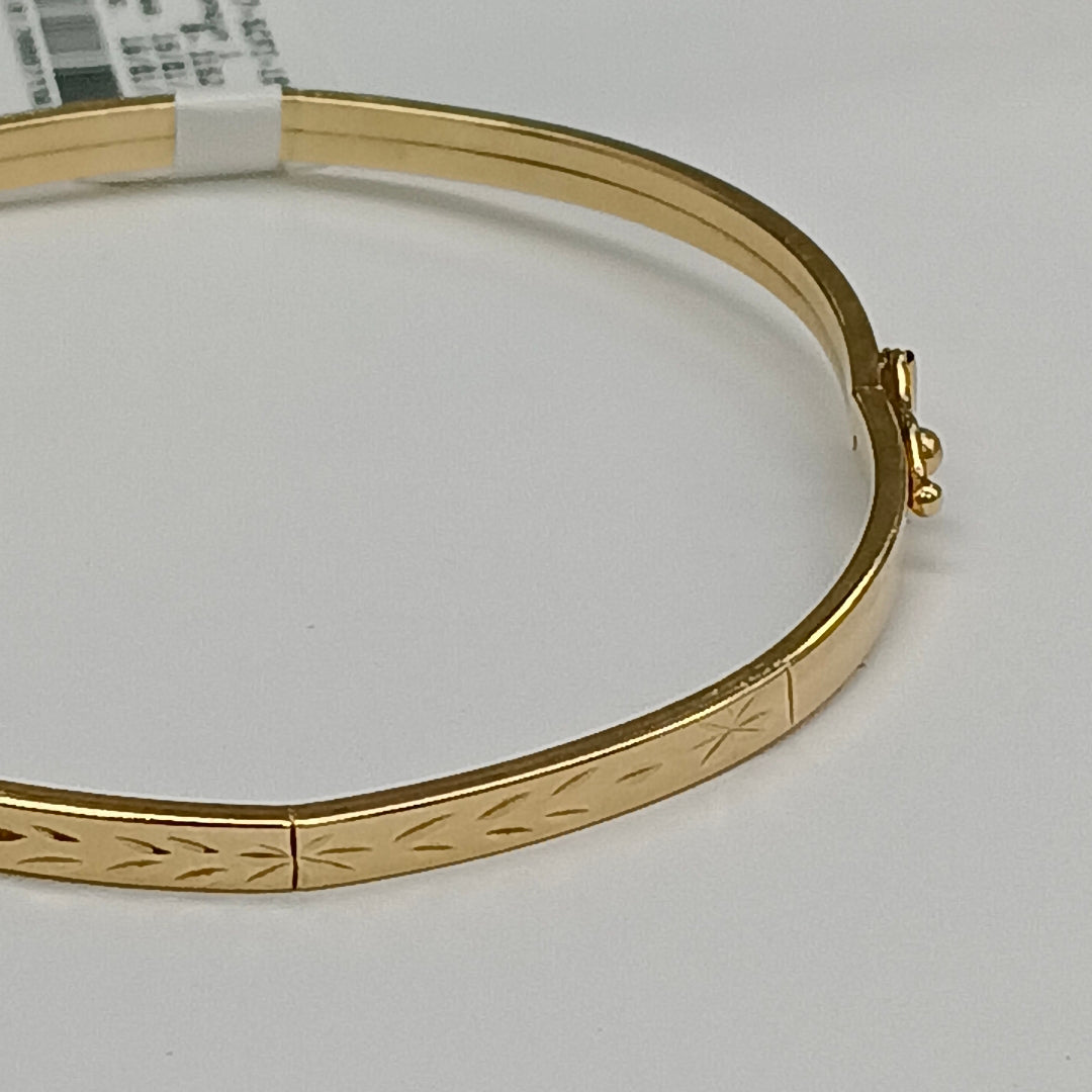 K1 4,10 GRMS 10 K ESPECIFICACIONES COMPLEMENTARIAS PULSERA RIGIDA (SEMINUEVO)