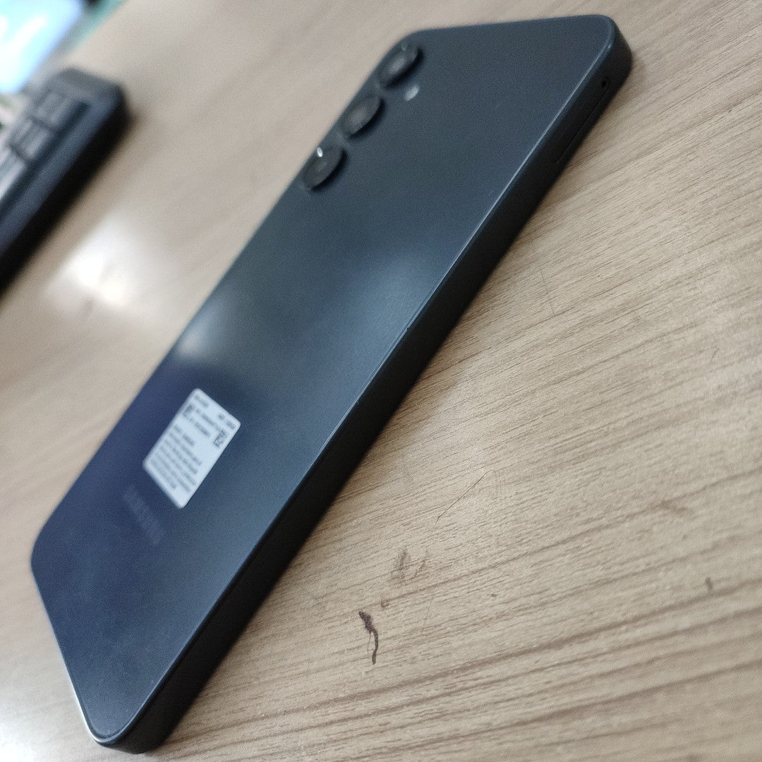 CELULAR SAMSUNG GALAXY A16 SM-A165M (2024) 128 GB 4 GB RAM (SEMINUEVO)