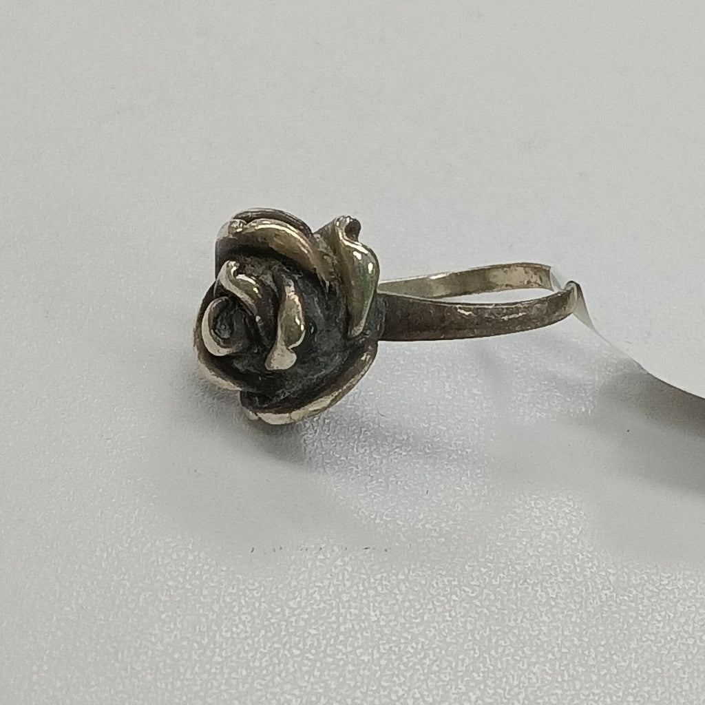 ANILLITO PLATA 2.9 GRMS (SEMINUEVO)