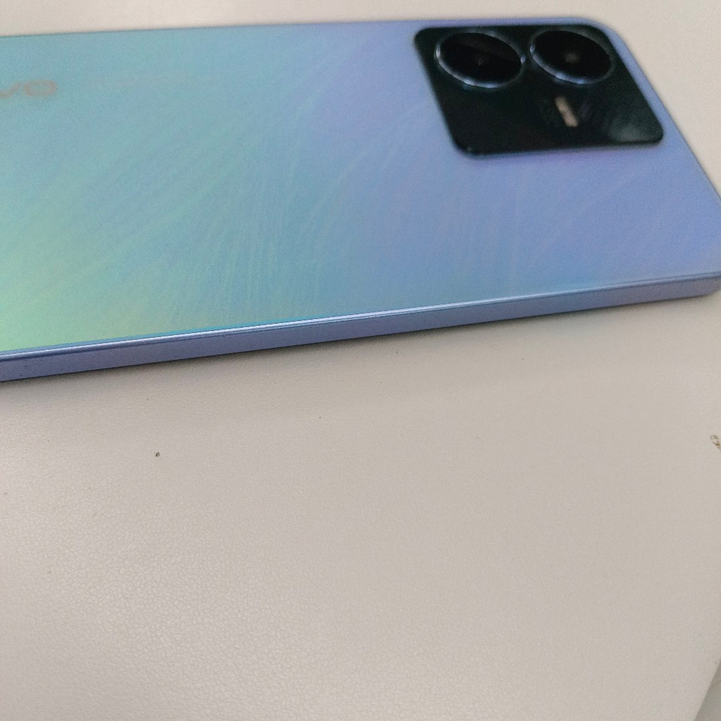 CELULAR VIVO Y22S V2206 128 GB 6 GB RAM (SEMINUEVO)