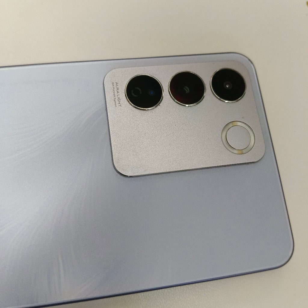 CELULAR VIVO V25E V2242 (2022) 256 GB 8 GB RAM (SEMINUEVO)