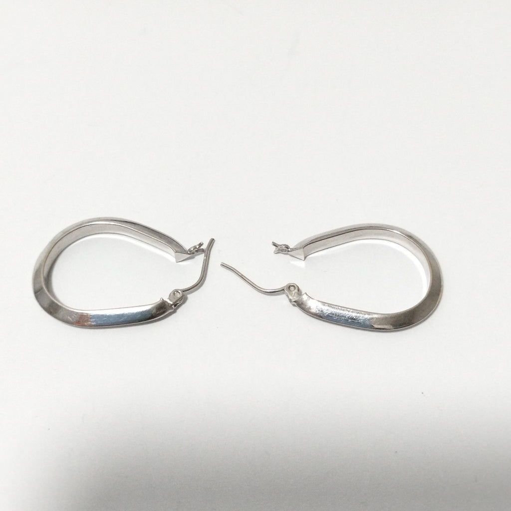 ARRACADAS PAR ORO BLANCO 14 K 2,00 GRMS (SEMINUEVO)