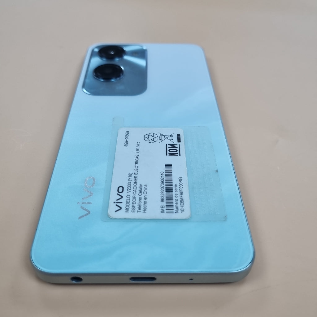 CELULAR VIVO Y18 V2333 256 GB 8 GB RAM (SEMINUEVO)