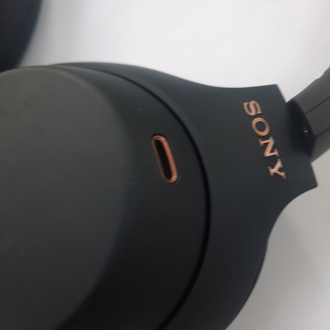 AUDIFONOS SONY WH-1000XM4 INALAMBRICO OVER EAR (SEMINUEVO)