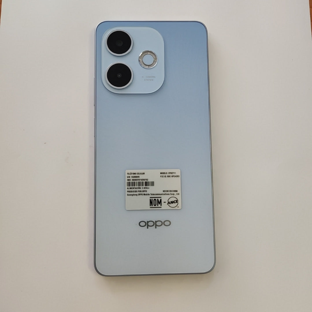 CELULAR OPPO  A5 PRO CPH2711 (2025) 256 GB 8 GB RAM (SEMINUEVO)
