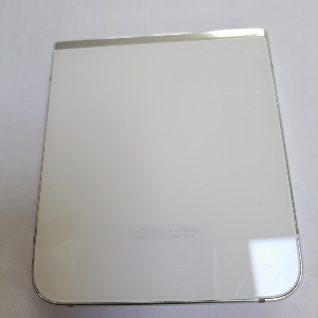 CELULAR SAMSUNG GALAXY Z FLIP 5 SM-F731B (2023) 512 GB 8 GB RAM (SEMINUEVO)