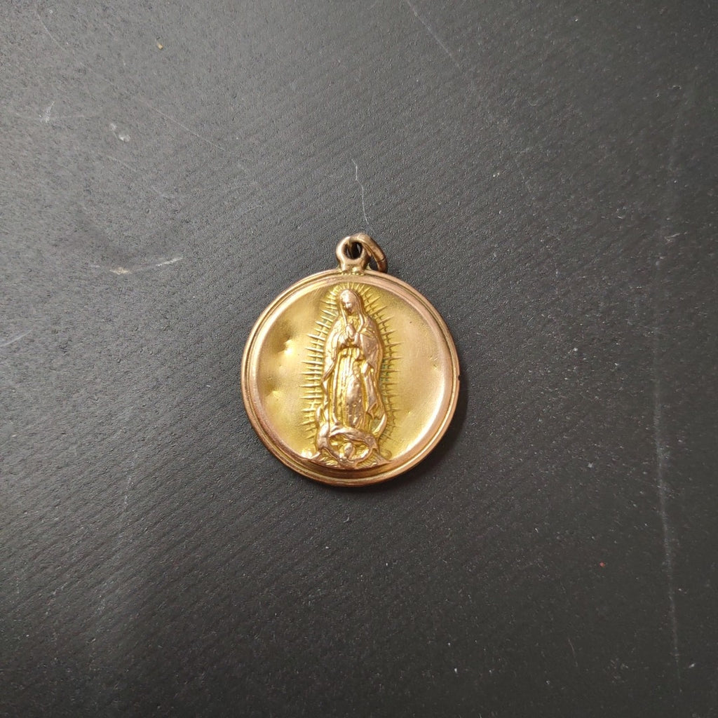 MEDALLA RELIGIOSA ORO 10 K 4,90 GRMS (SEMINUEVO)