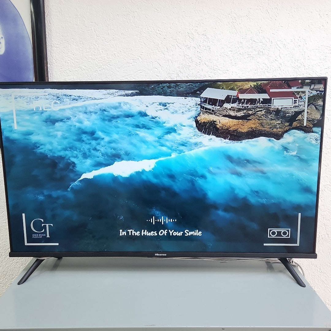PANTALLA HISENSE 40A4KV (2024) 40" LED FULL HD (SEMINUEVO)