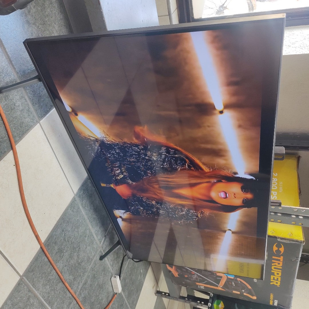 PANTALLA SAMSUNG UN43TU6900F (2020) 43" LED 4K (SEMINUEVO)