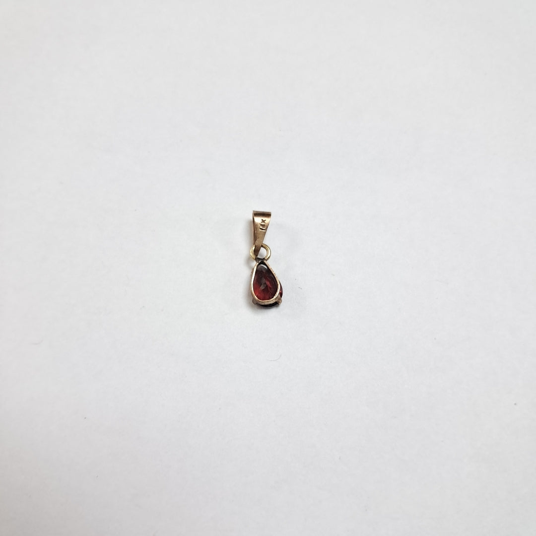 DIJE ORO 10 K 0,80 GRMS (SEMINUEVO)