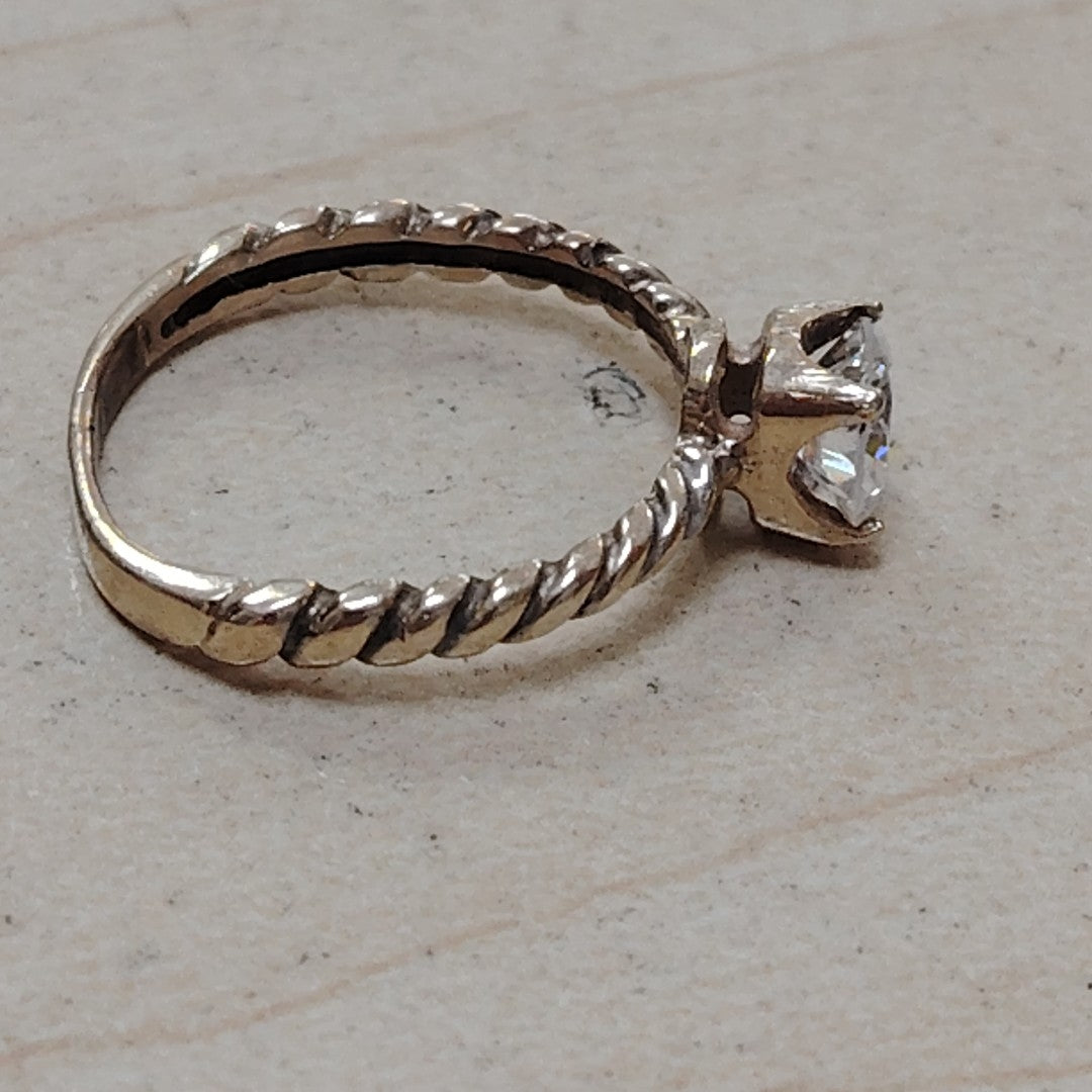 SOLITARIO ORO 10 K 2.2 GRMS (SEMINUEVO)