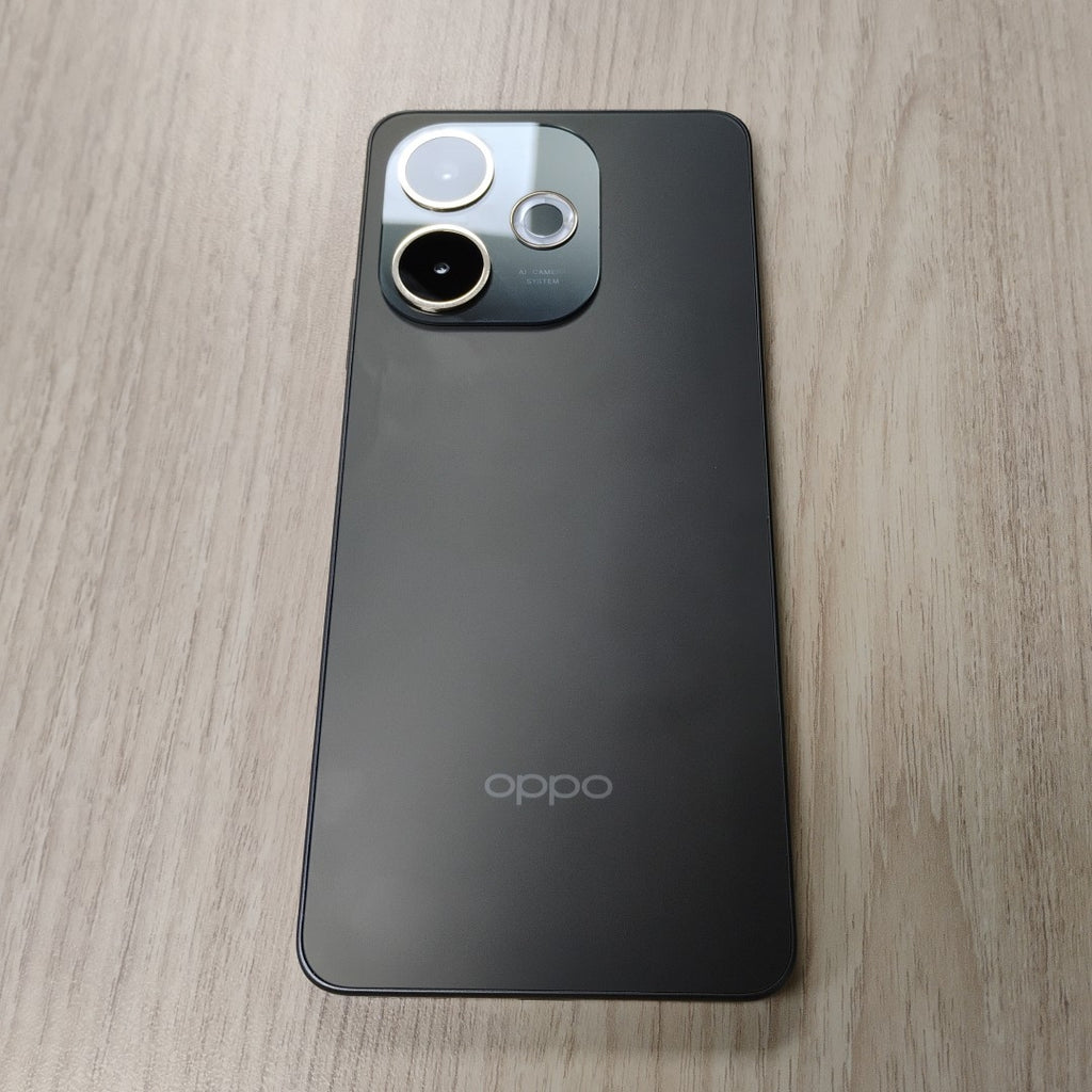 CELULAR OPPO  A5 PRO 5G CPH2695 (2025) 256 GB 8 GB RAM (SEMINUEVO)