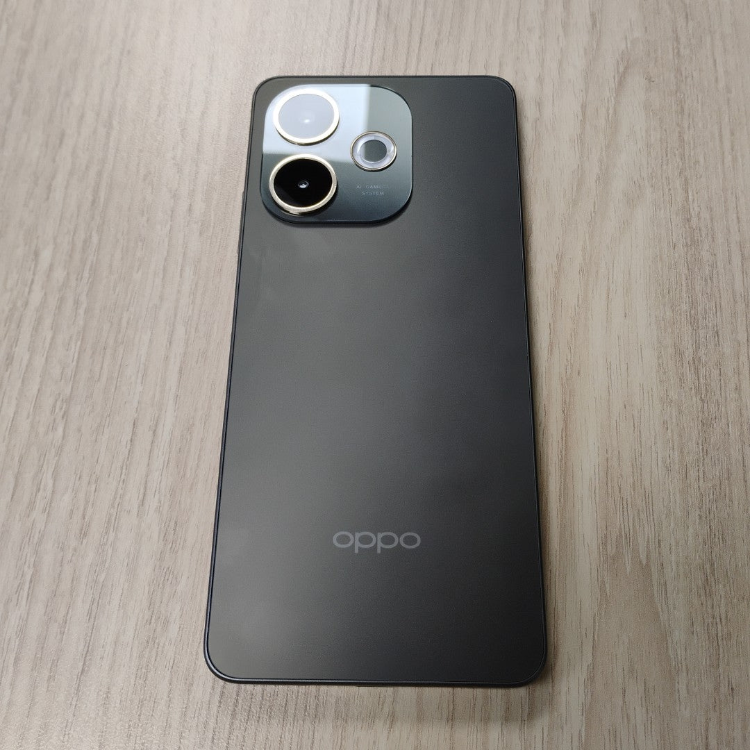 CELULAR OPPO  A5 PRO 5G CPH2695 (2025) 256 GB 8 GB RAM (SEMINUEVO)