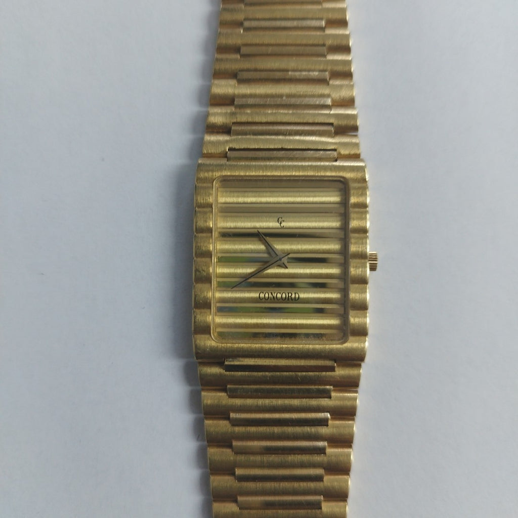 RELOJ CAJA Y PULSO ORO ORO 18 K 87.1 GRMS (SEMINUEVO)