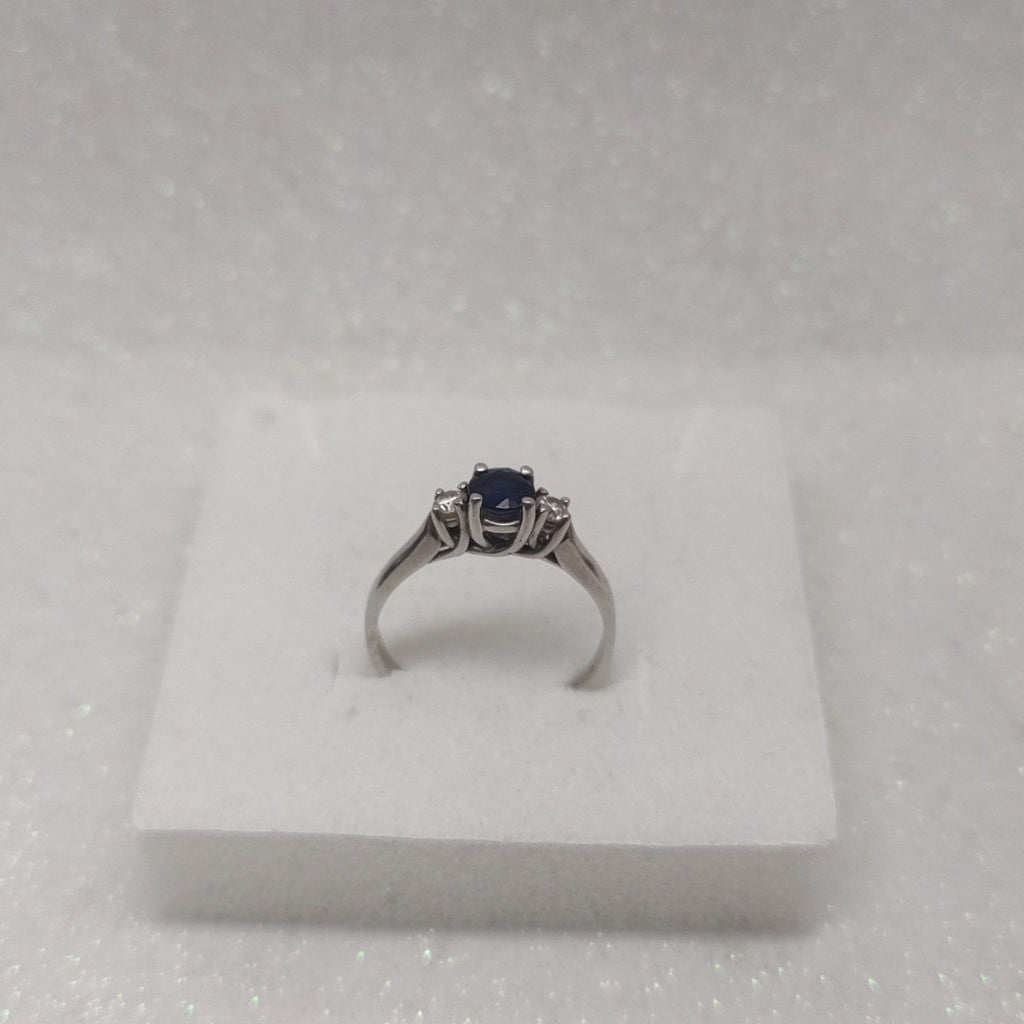 ANILLITO ORO BLANCO 14 K 2.8 GRMS (SEMINUEVO)