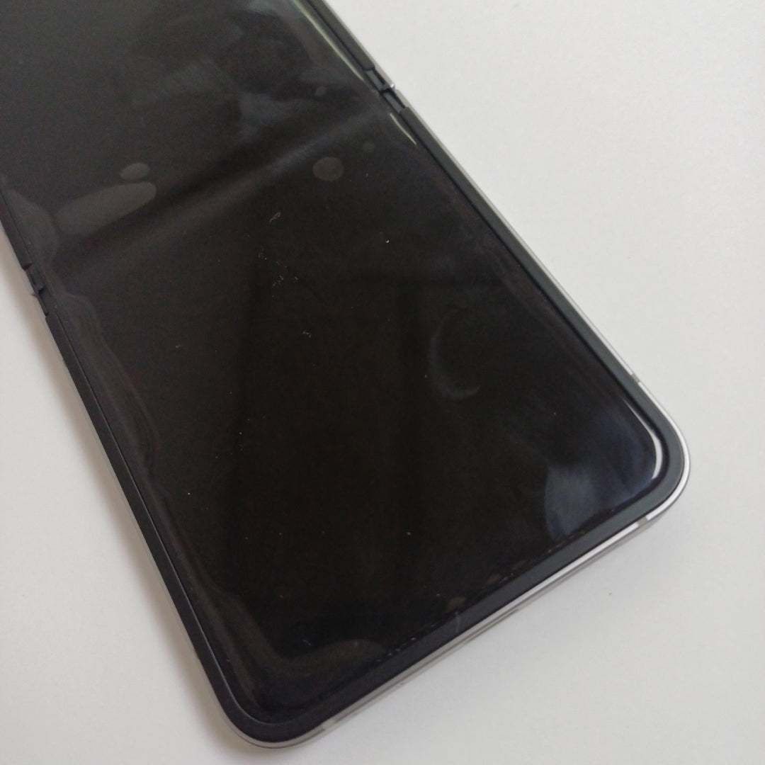 CELULAR SAMSUNG GALAXY Z FLIP6 SM-F741B (2024) 512 GB 12 GB RAM (SEMINUEVO)