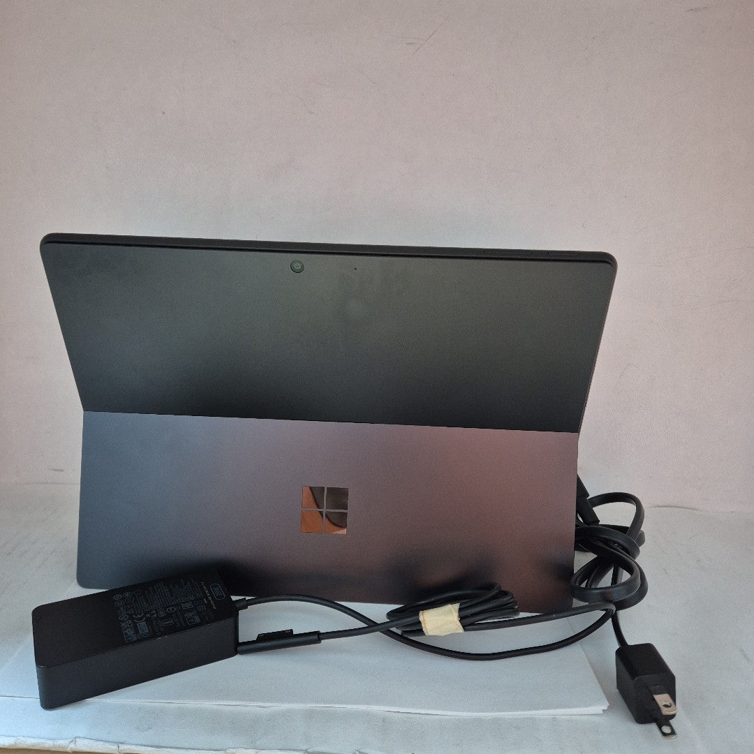 TABLETA MICROSOFT SURFACE PRO 11 2076 (2024) 512 GB 16 GB RAM (SEMINUEVO)