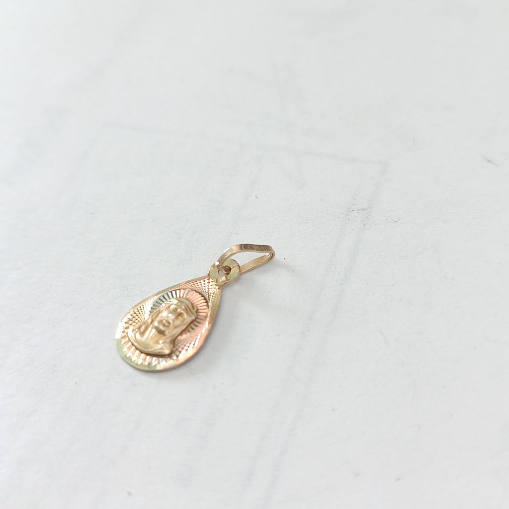 DIJE ORO 10 K 0.6 GRMS (SEMINUEVO)