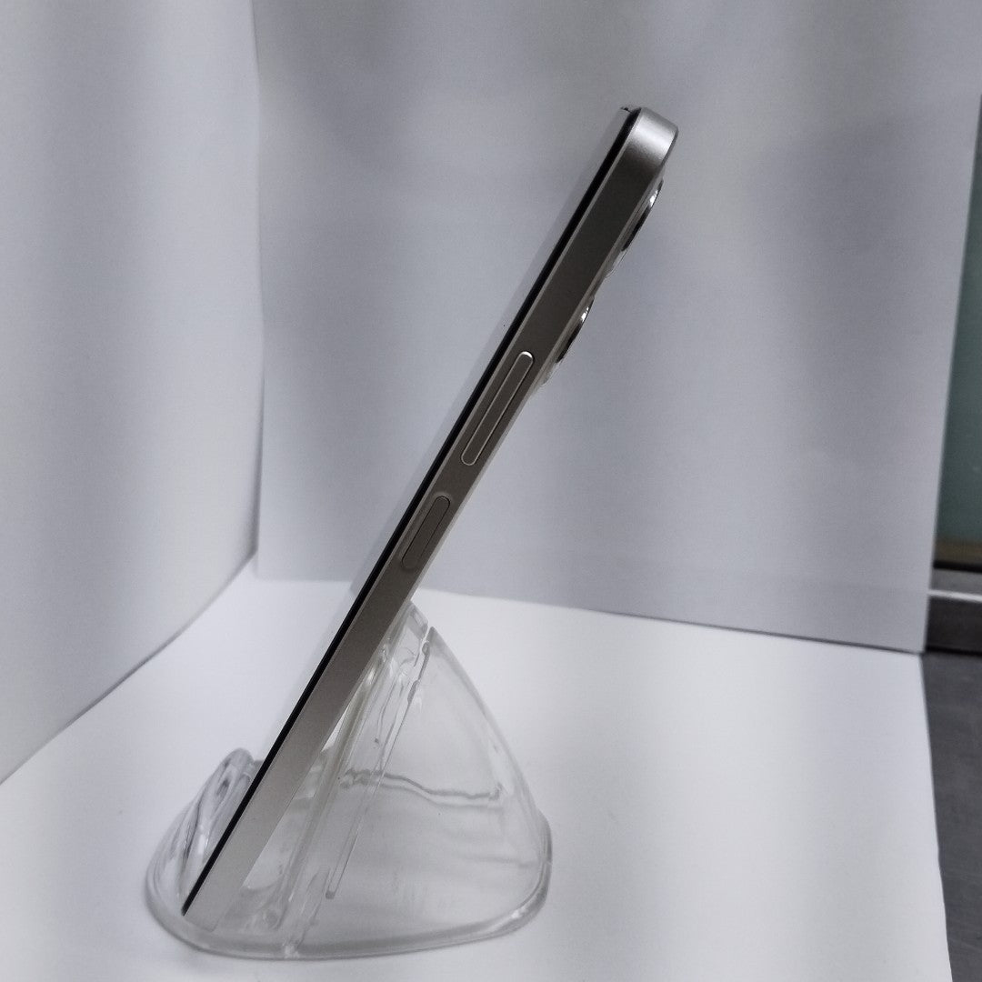 CELULAR REALME C53 RMX3760 (2023) 256 GB 8 GB RAM (SEMINUEVO)