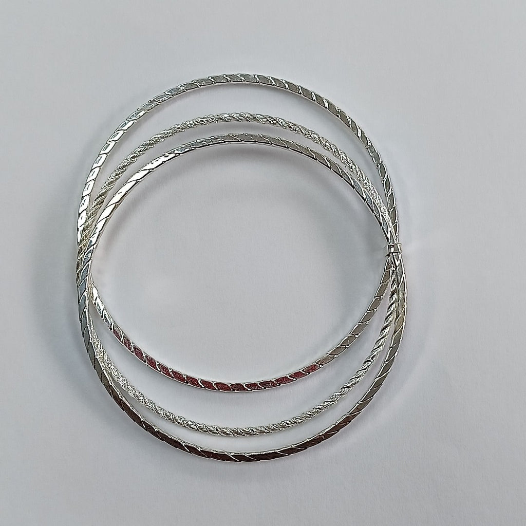 PULSERA RIGIDA PLATA 12.3 GRMS (SEMINUEVO)