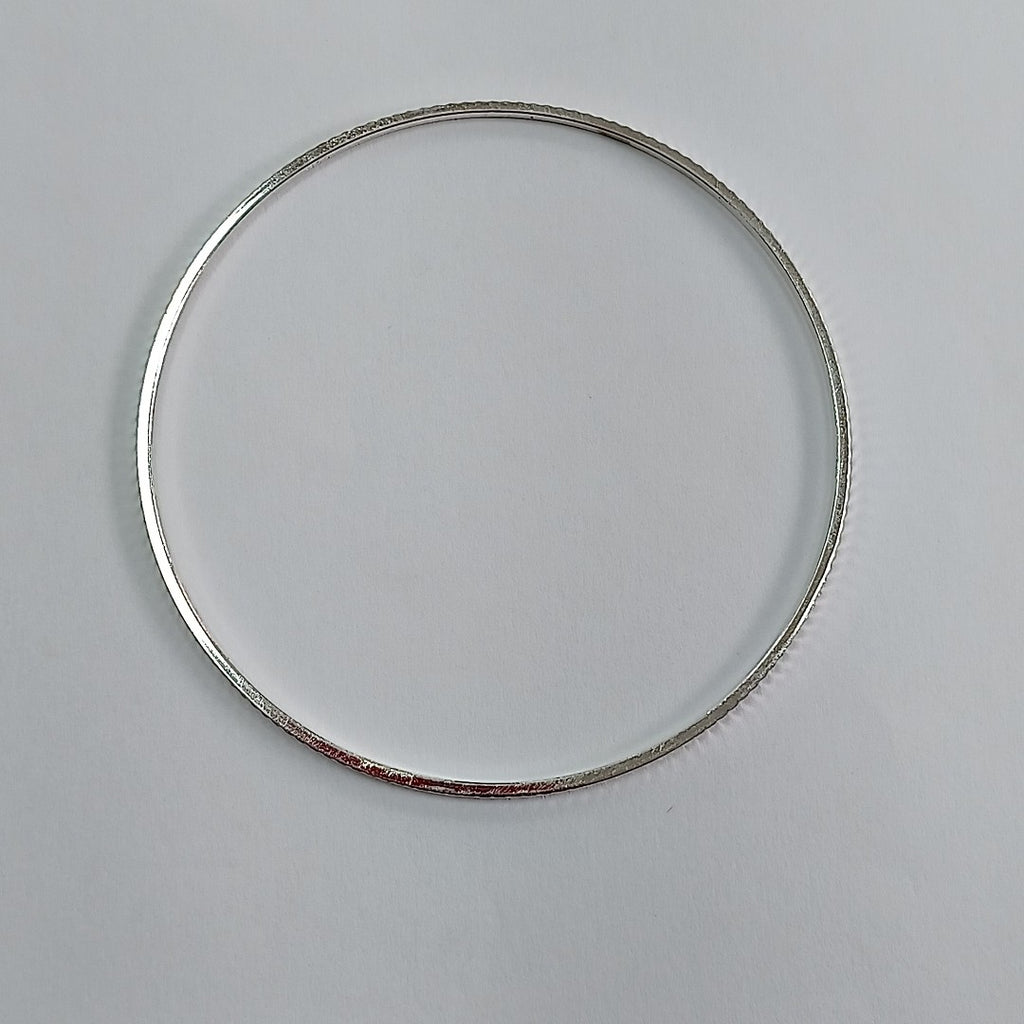 PULSERA RIGIDA PLATA 4.6 GRMS (SEMINUEVO)