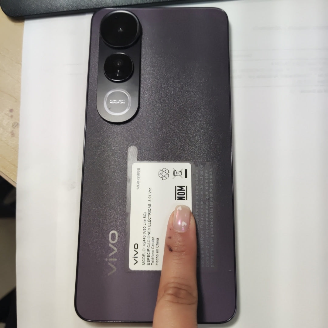 CELULAR VIVO V50 LITE 5G V2440 (2025) 256 GB 12 GB RAM (SEMINUEVO)