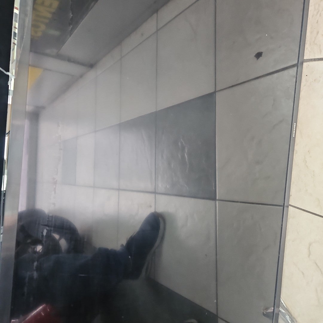 PANTALLA SAMSUNG UN43J5290AF (2019) 43" LED FULL HD (SEMINUEVO)