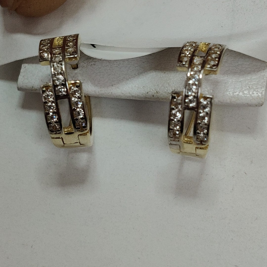 HUGGIES ORO 14K 2.3 (NUEVO)