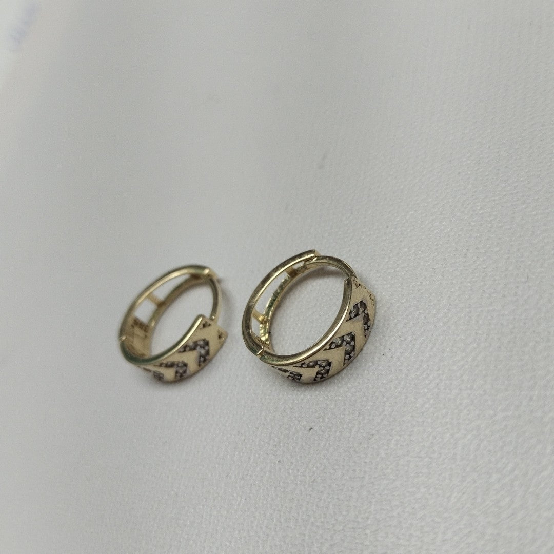 HUGGIES ORO 14K 2.5 (NUEVO)