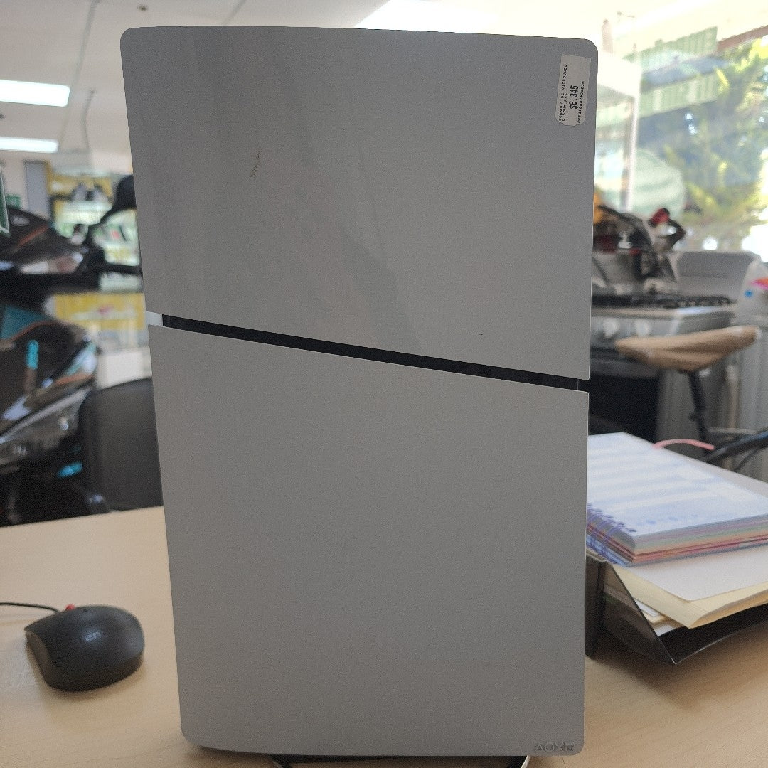 CONSOLA DE VIDEOJUEGO SONY PS5 825 SSD (SEMINUEVO)