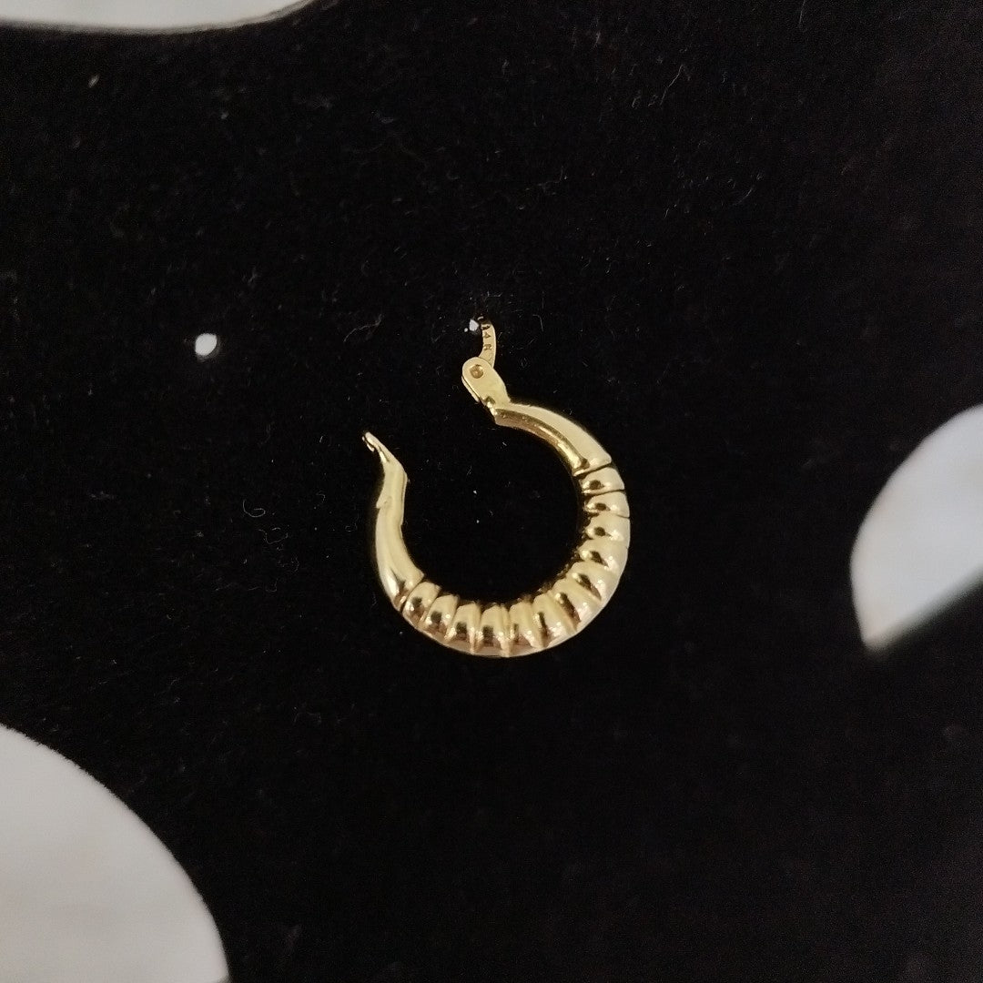 ARRACADAS PAR ORO 14 K 2 GRMS (SEMINUEVO)