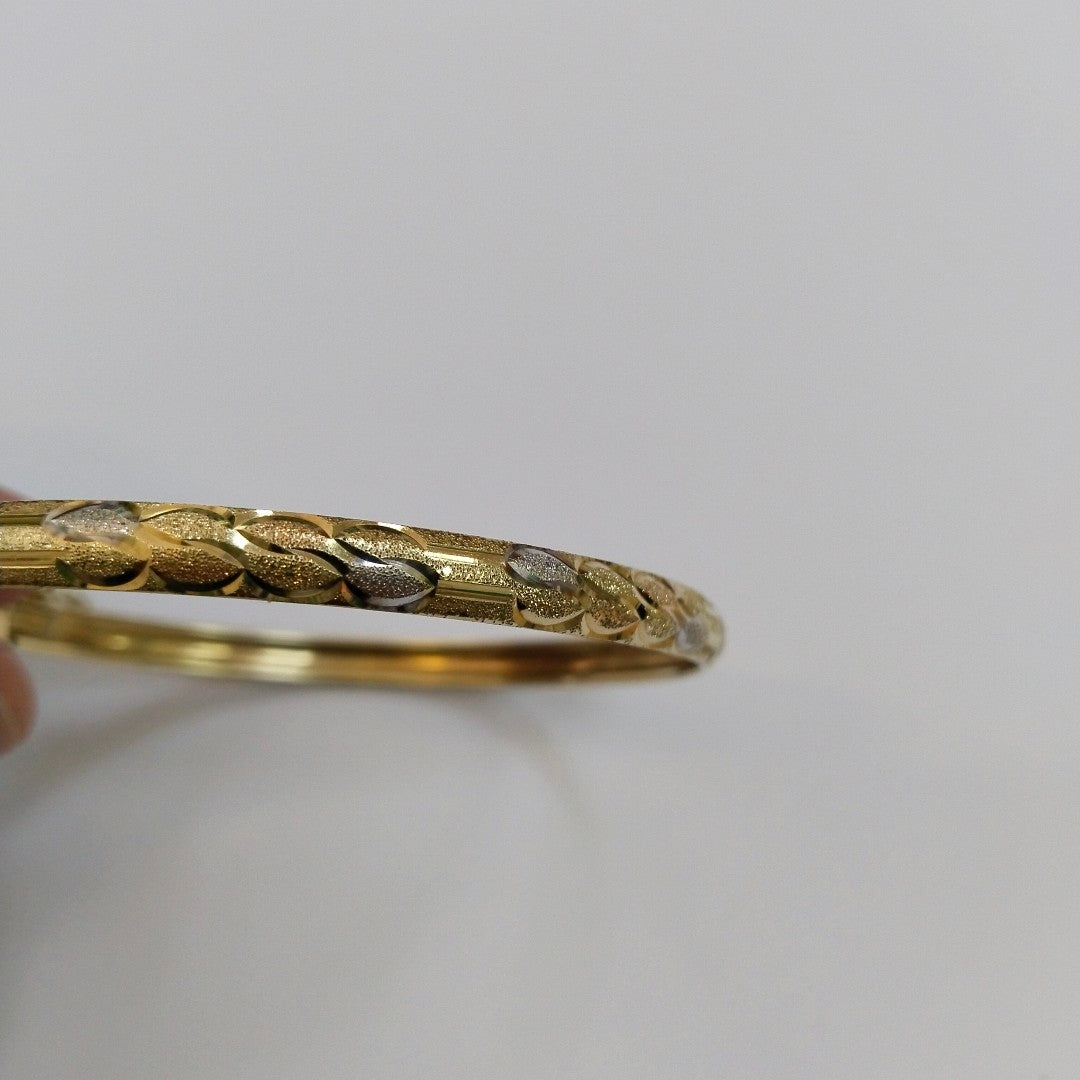 PULSERA RIGIDA ORO 10 K 6.8 GRMS (SEMINUEVO)