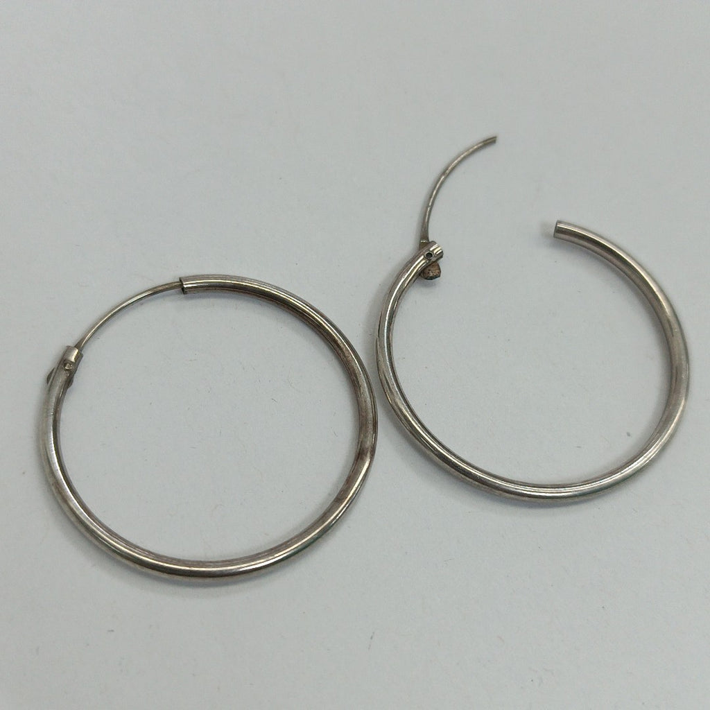 ARRACADAS PAR PLATA 2,70 GRMS (SEMINUEVO)