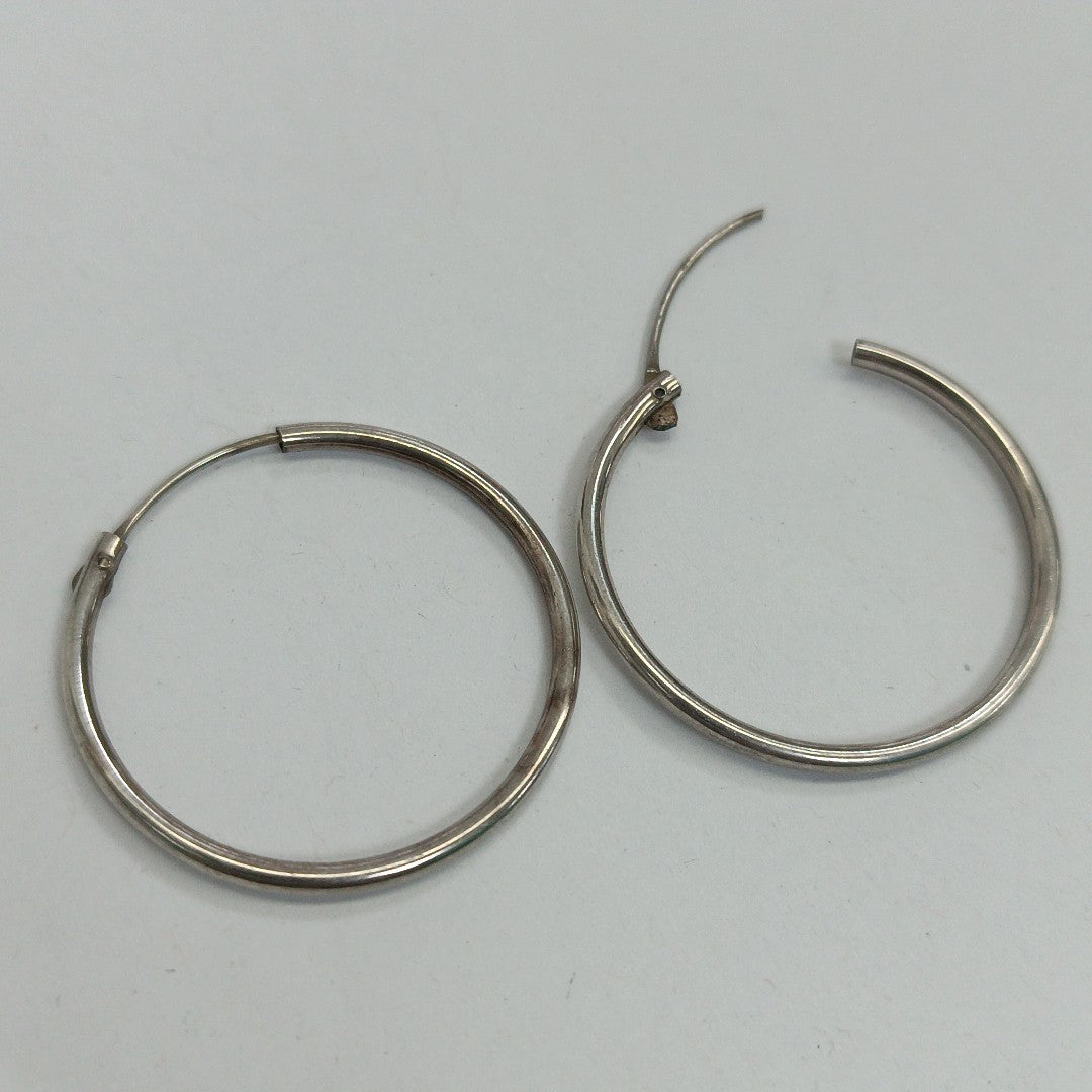 ARRACADAS PAR PLATA 2,70 GRMS (SEMINUEVO)