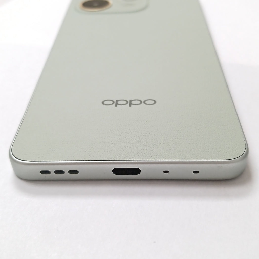 CELULAR OPPO  A5 PRO CPH2711 (2025) 256 GB 8 GB RAM (SEMINUEVO)