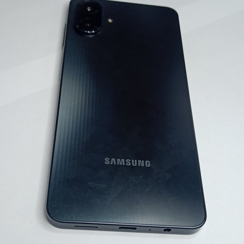 CELULAR SAMSUNG GALAXY A07 SM-A075M (2025) 64 GB 4 GB RAM (SEMINUEVO)