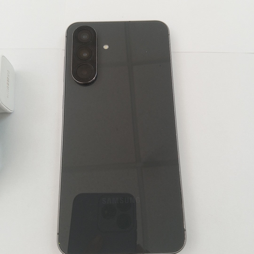 CELULAR SAMSUNG GALAXY A56 SM-A566E (2025) 256 GB 12 GB RAM (SEMINUEVO)