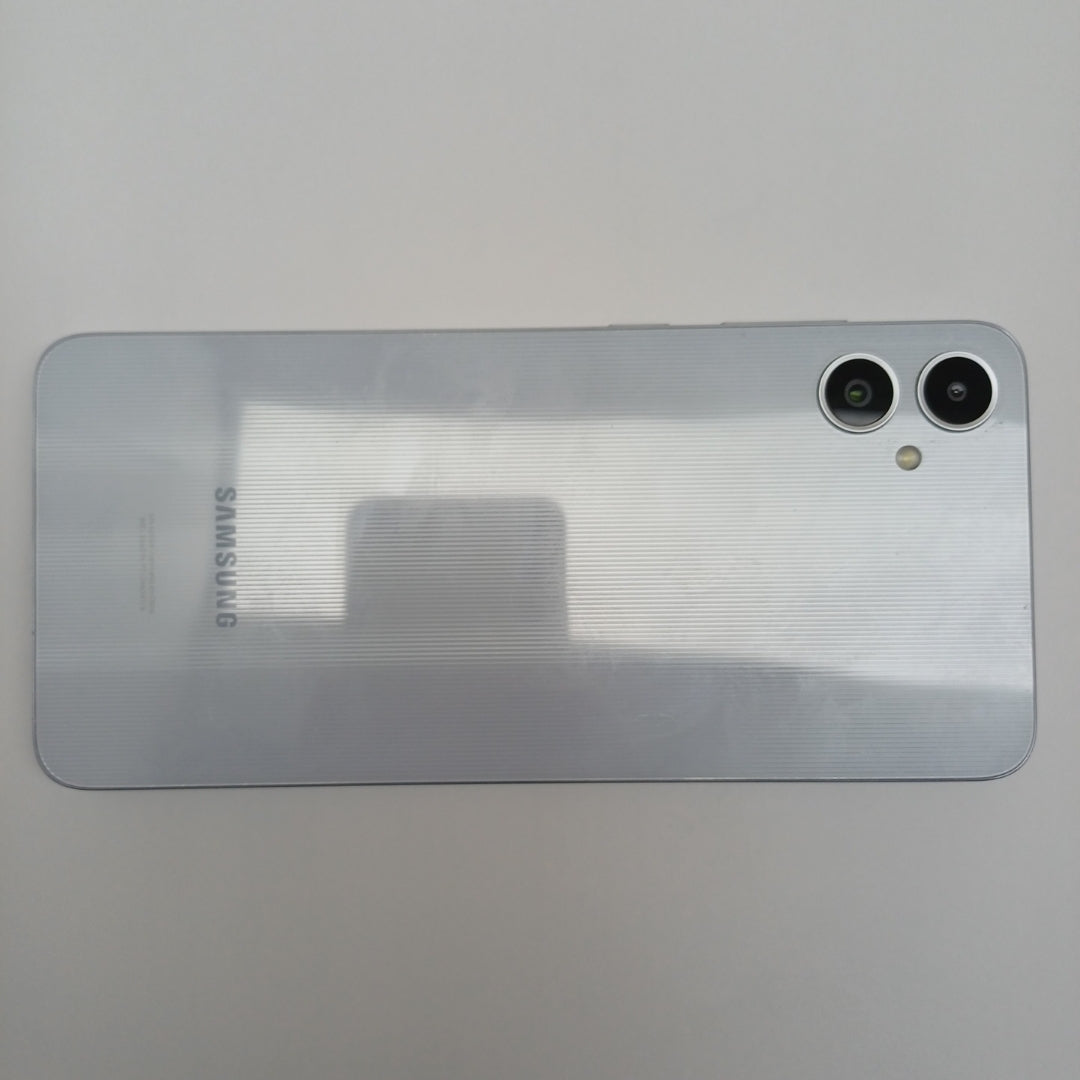 CELULAR SAMSUNG GALAXY A05 SM-A055M (2023) 64 GB 4 GB RAM (SEMINUEVO)
