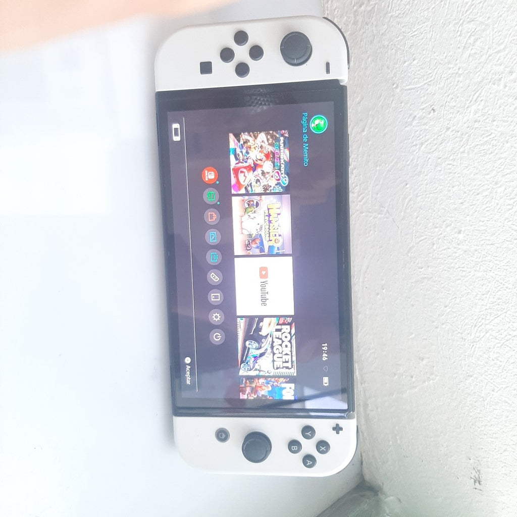 CONSOLA DE VIDEOJUEGO NINTENDO SWITCH OLED 64 GB (SEMINUEVO)