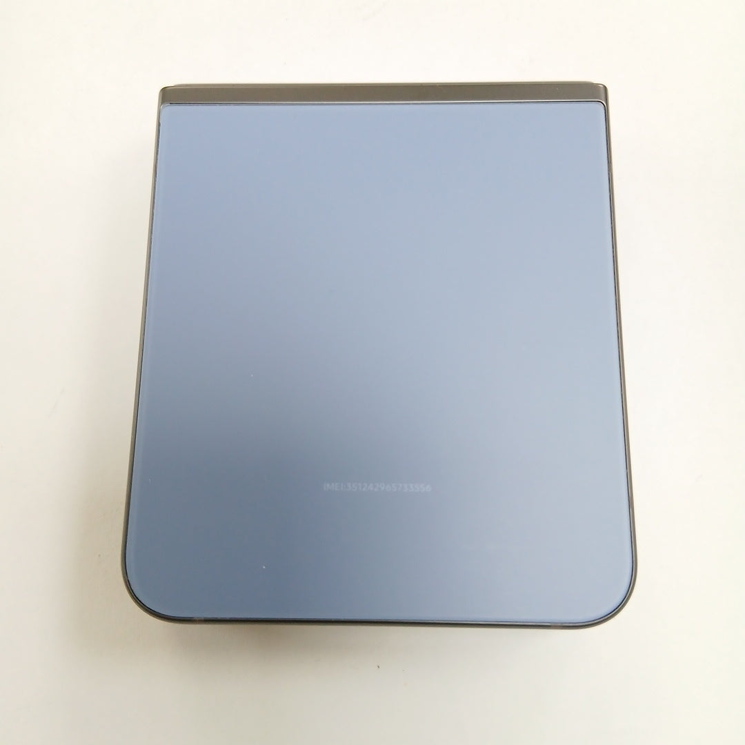 CELULAR SAMSUNG GALAXY Z FLIP 5 SM-F731W (2023) 512 GB 8 GB RAM (SEMINUEVO)