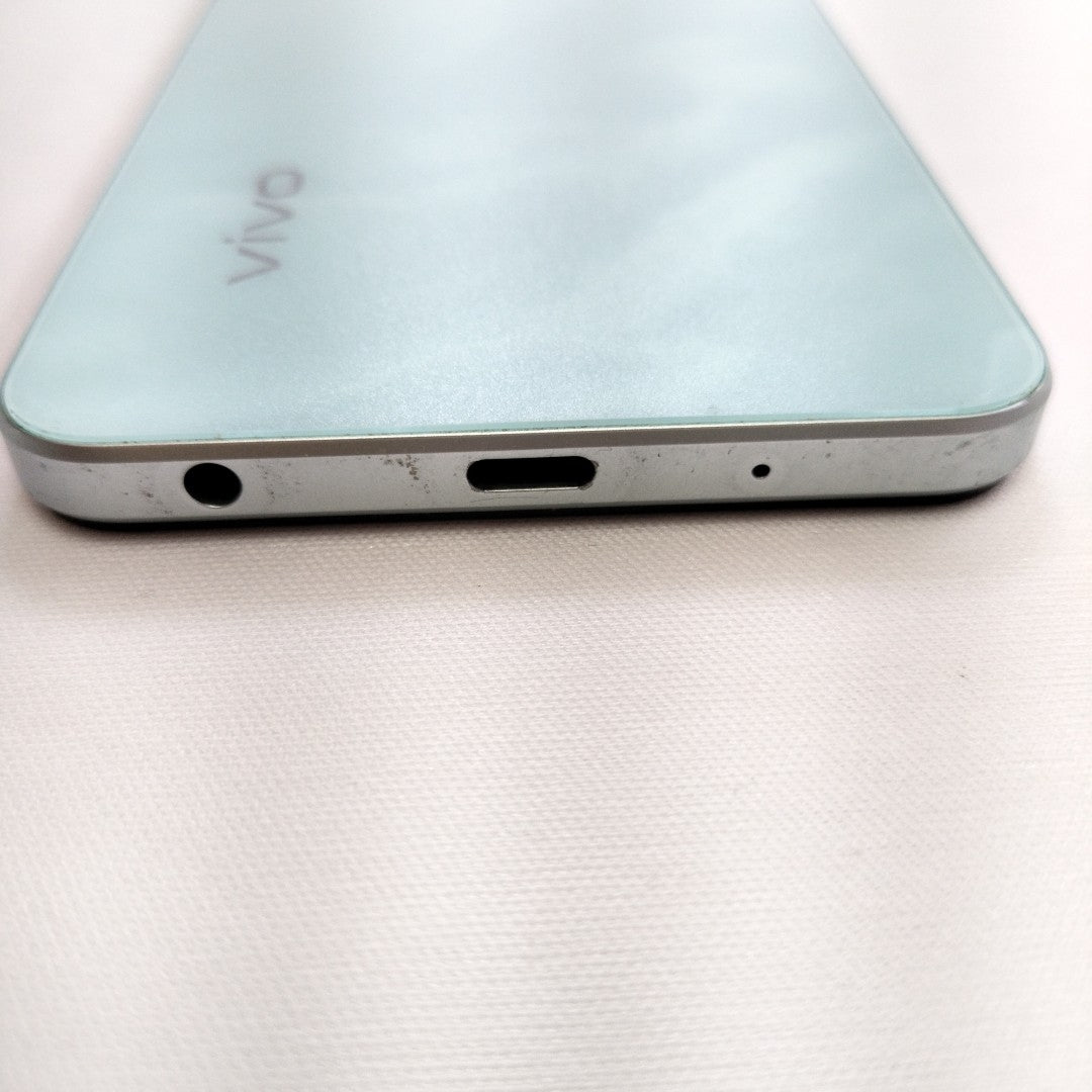CELULAR VIVO Y18 V2333 128 GB 6 GB (SEMINUEVO)