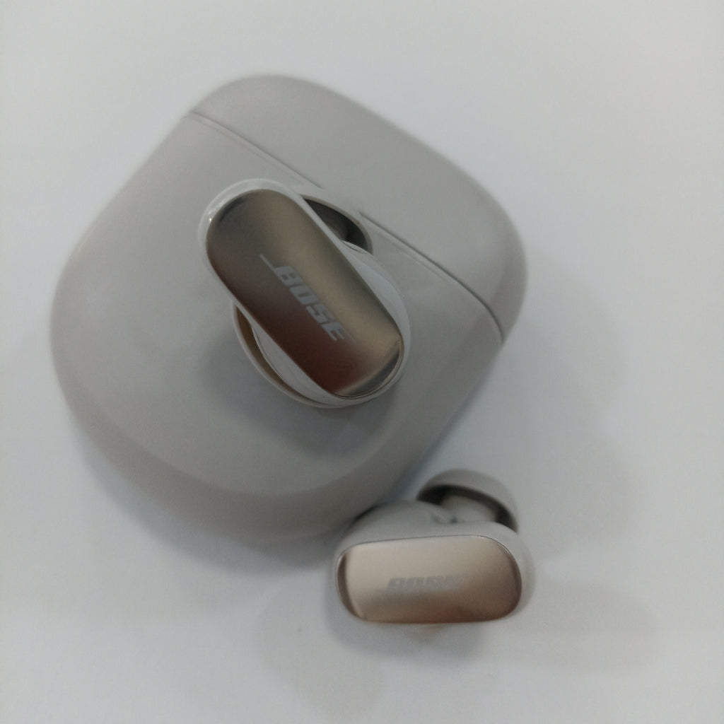 AUDIFONOS BOSE QUIET COMFORT ULTRA 440108 INALAMBRICO OVER EAR (SEMINUEVO)